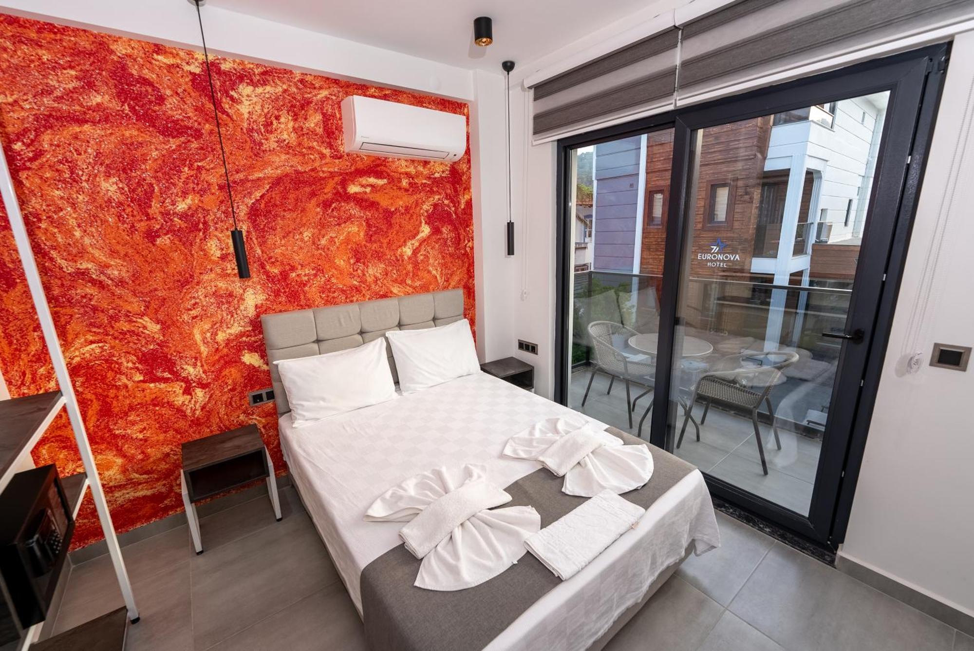 Euronova Hotel & Suites Kemer Exteriör bild